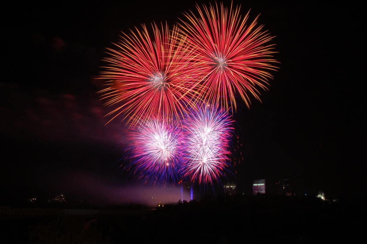Une rescapée de ma première séance de feux d'artifice en pose longue